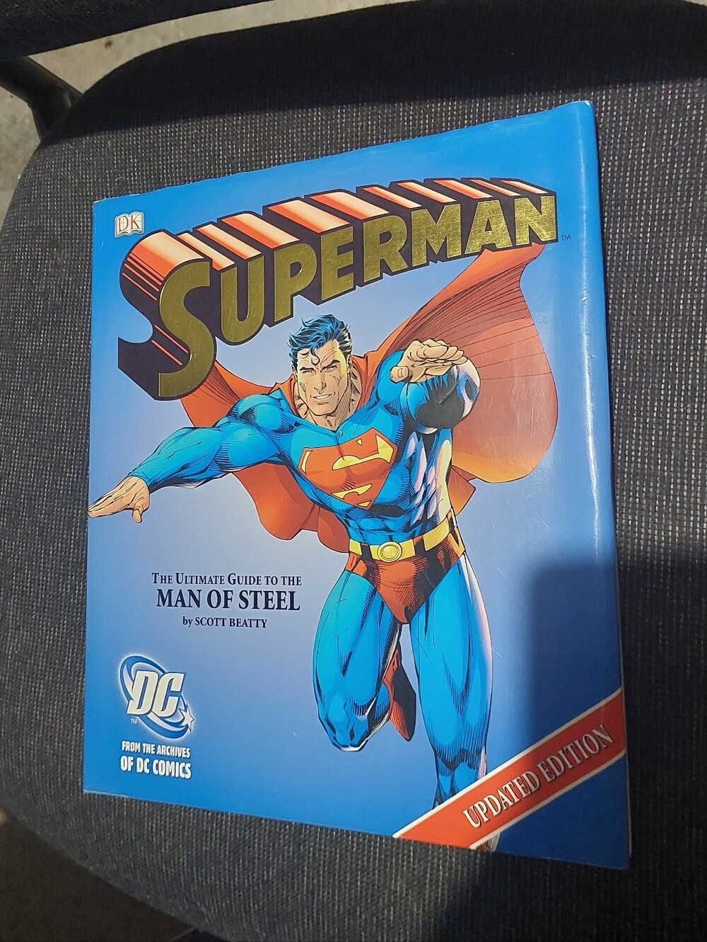 Book Superman: The Ultimate Guide to the Man of Steel